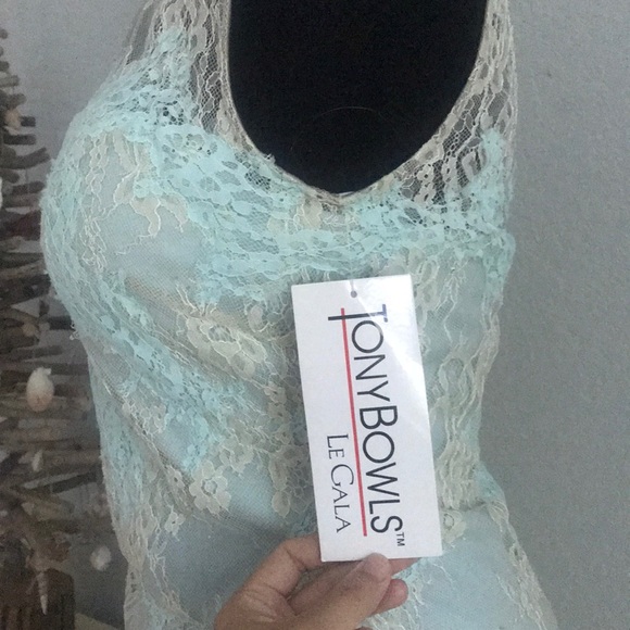 Cocktails lace dress - Picture 4 of 4